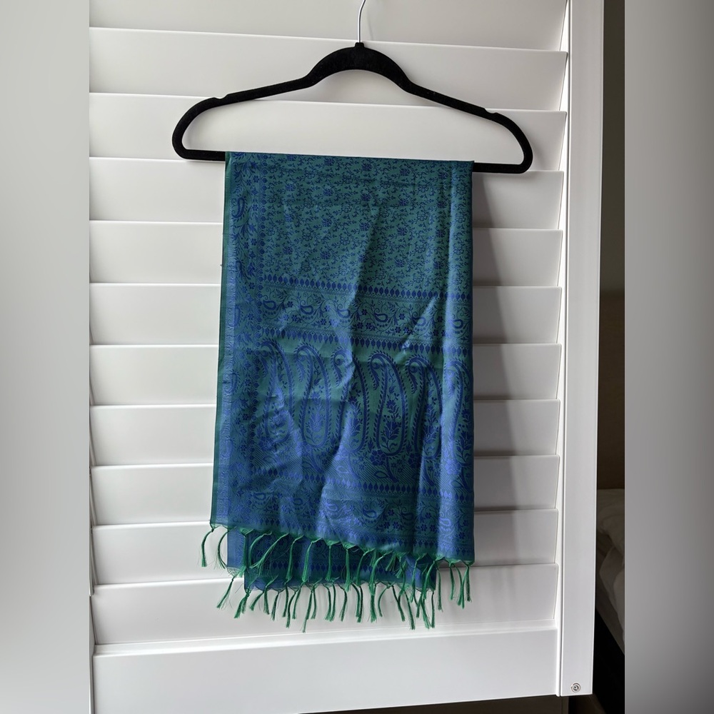 Indian Blue and Green paisley Patterned silk Scarf with tassels